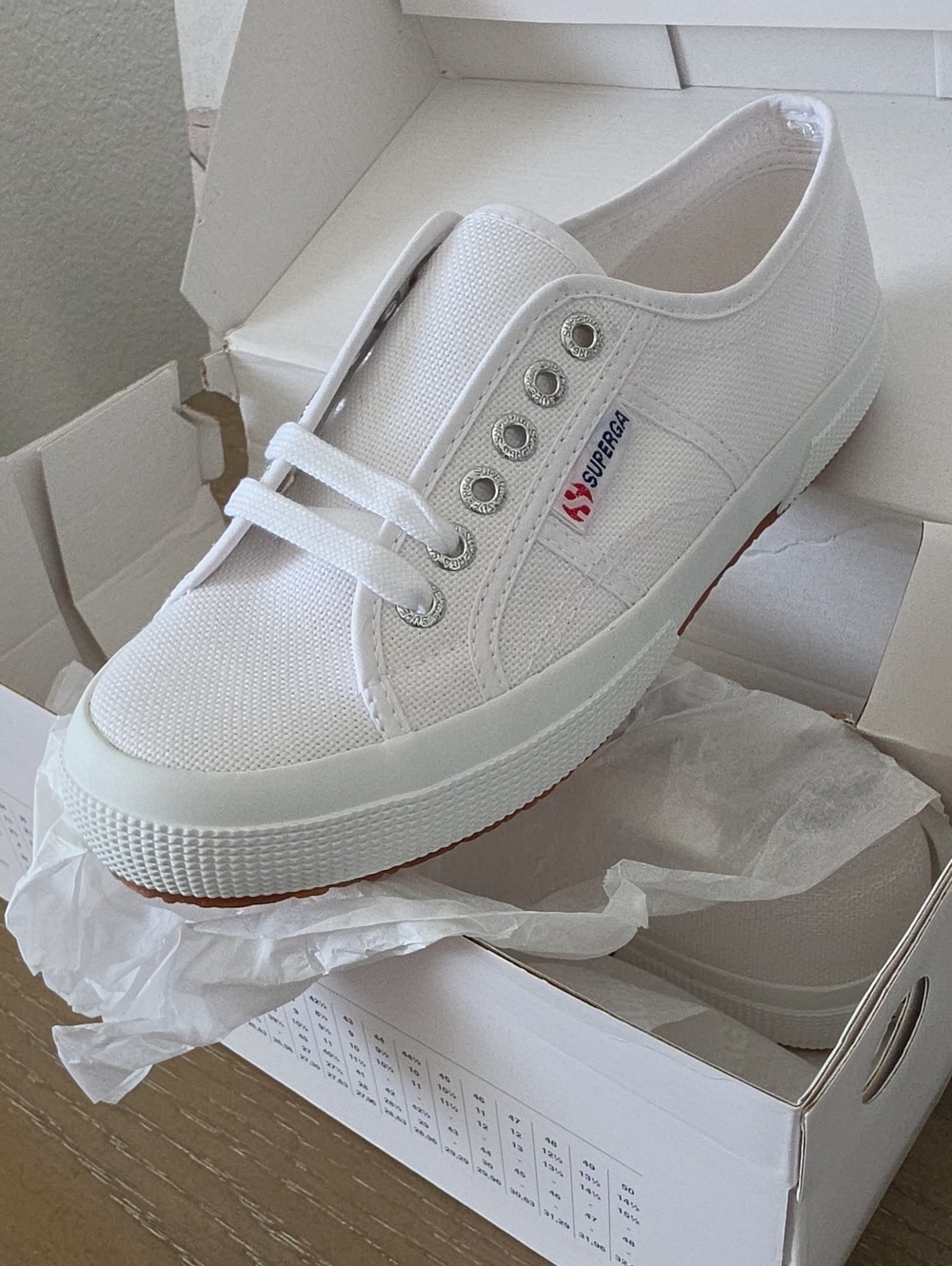 Superga Cotu Classic 2750 Classic White Canvas Women's Sneakers Size 8